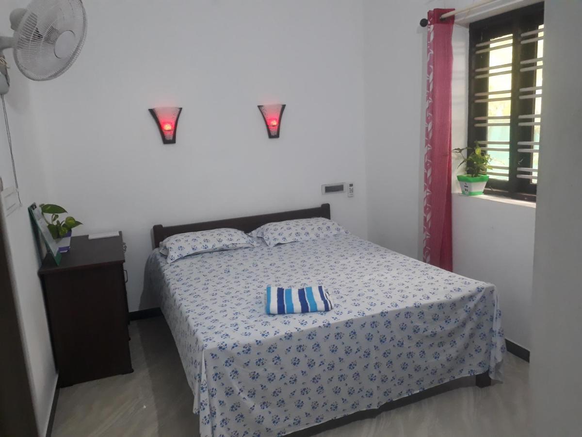 Marari Stella Vich Villa Homestay Turavūr エクステリア 写真